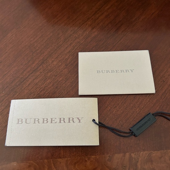 BURBERRY CANTERBURY BLACK LEATHER HOUSE CHECK CANVAS
SHOULDER SMALL TOTE BAG - Picture 4 of 8